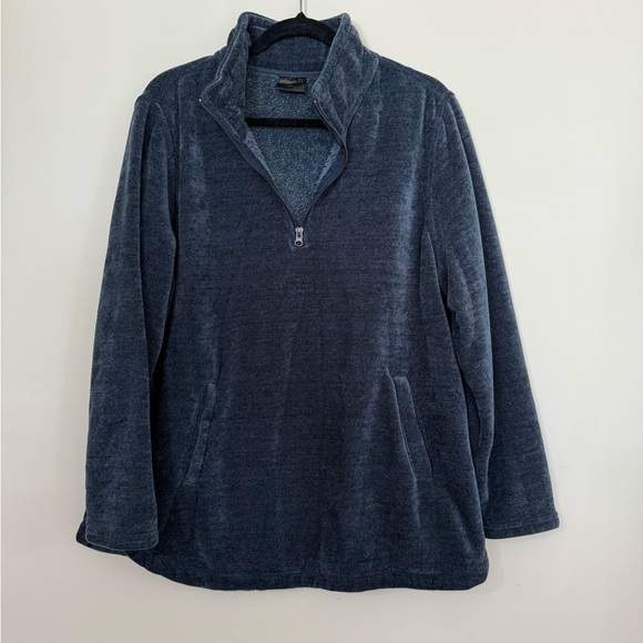 32 Degrees Women's Navy Blue Quarter-Zip Sweatshirt - Picture 1 of 2
